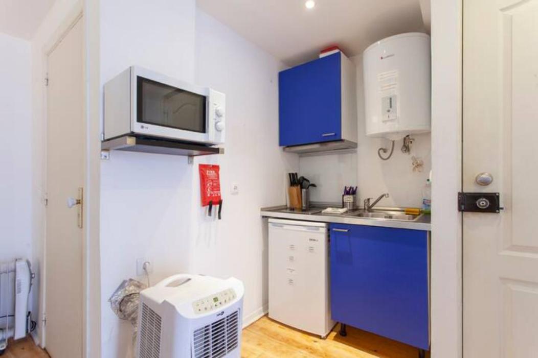 Apartment Alfama Ii, Eco-penthouse With French Balcony